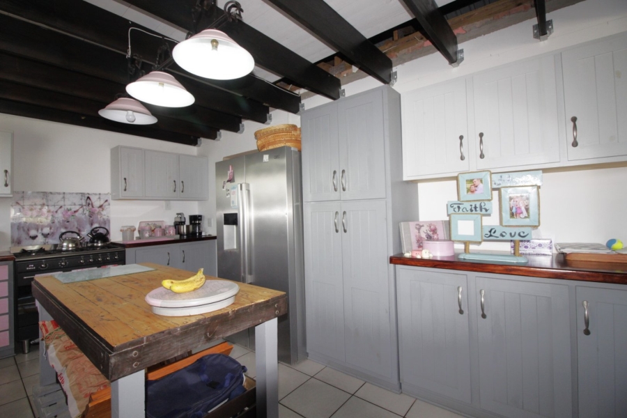 4 Bedroom Property for Sale in Kabeljauws Eastern Cape